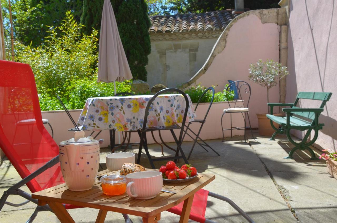 Sivan Sejour Arlesien 2 A 6 Personnes Wifi Climatisation Parking Apartment Arles
