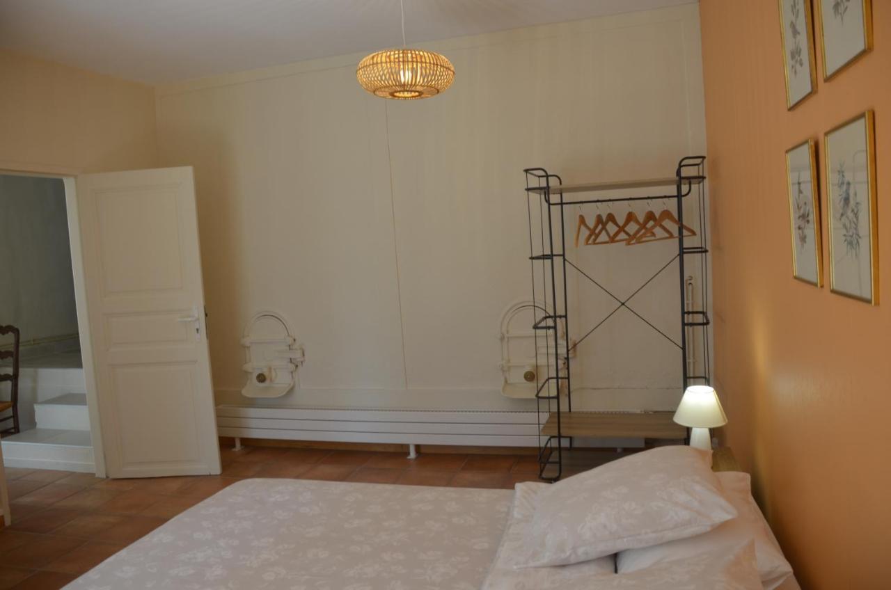 Sivan Sejour Arlesien 2 A 6 Personnes Wifi Climatisation Parking * Arles
