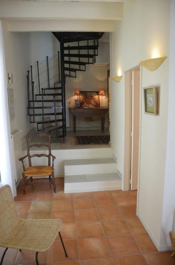 Sivan Sejour Arlesien 2 A 6 Personnes Wifi Climatisation Parking * Arles